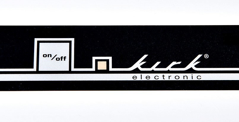 KOHVIMASINA ESIPLAAT / NUPU KATE KIRK